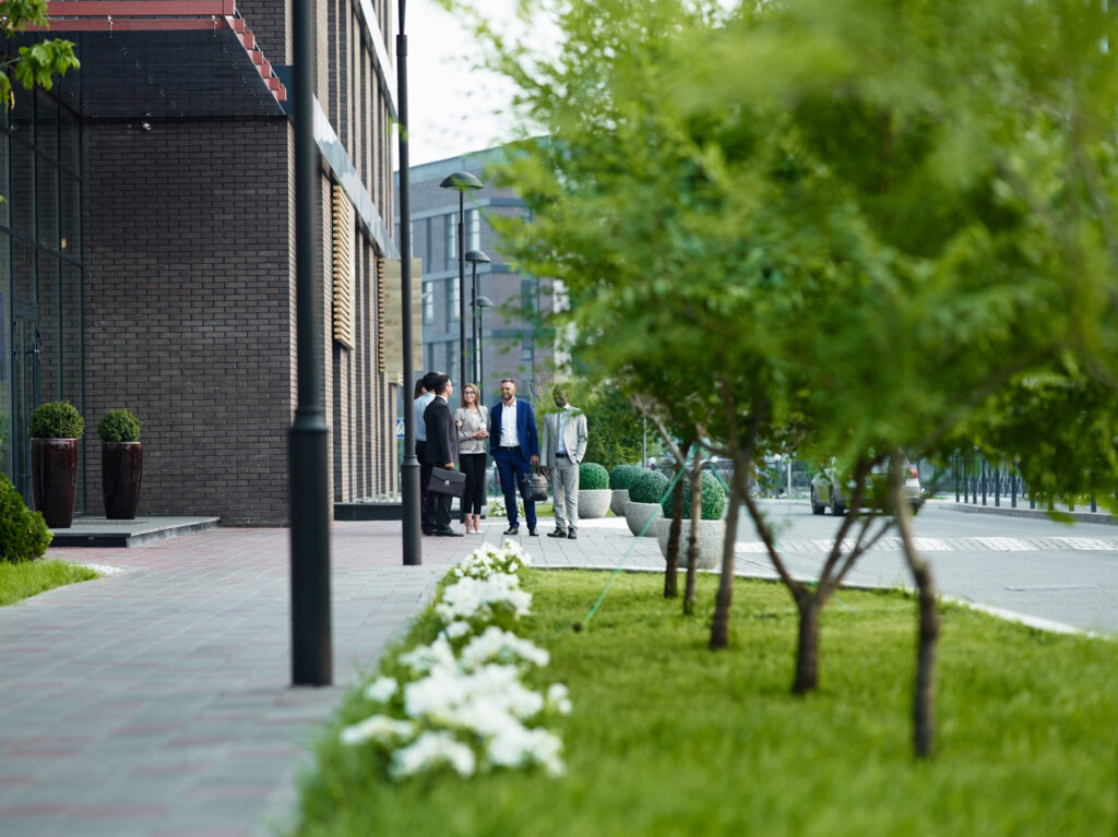 Landscape Management Tips for Property Managers
