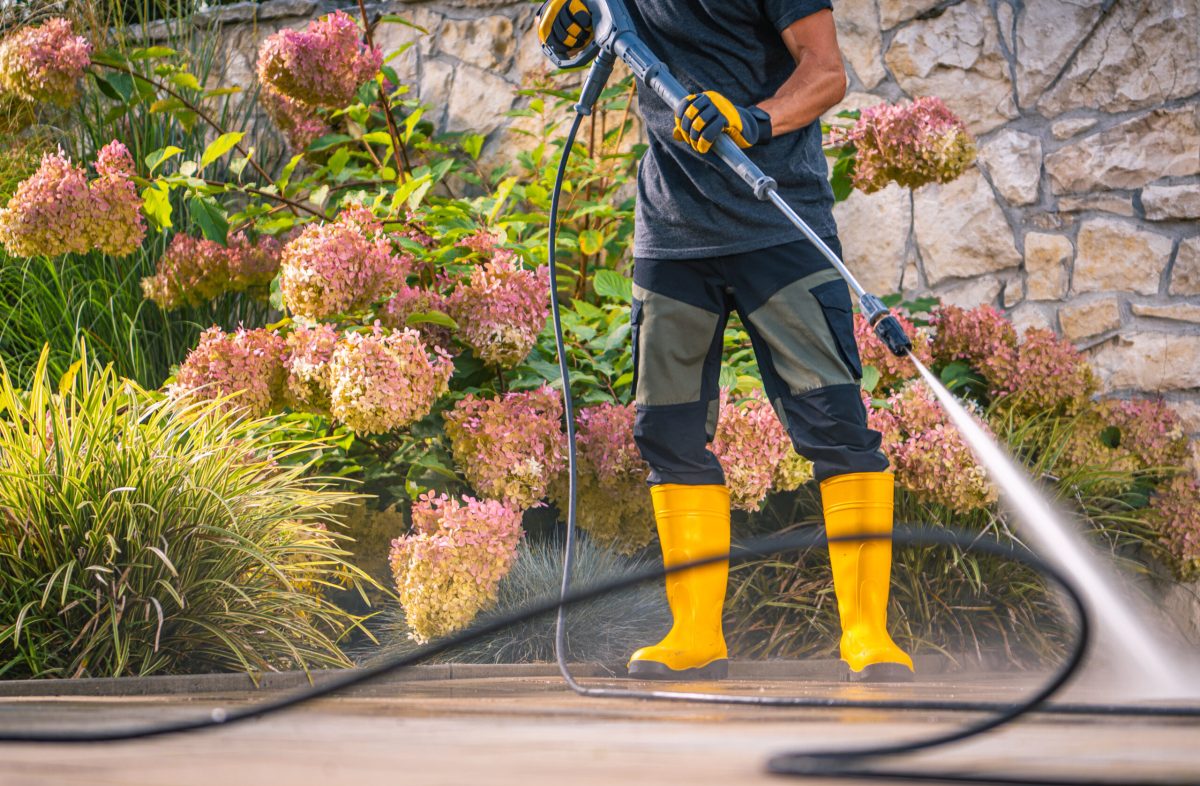 commerical and residential power washing services: denver colorado